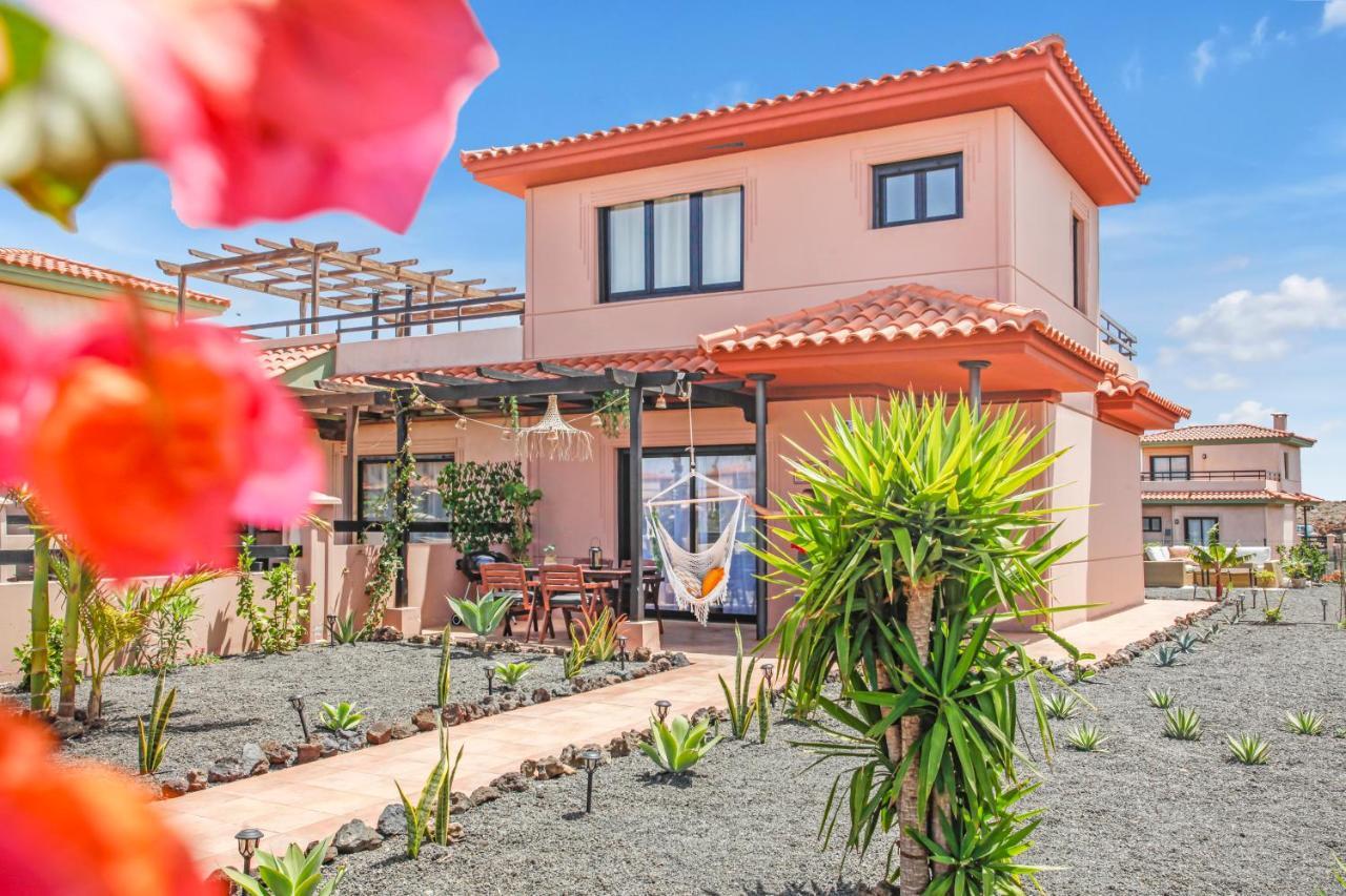 לאחארס Villa Fenix - Oasis In Natural Reserve מראה חיצוני תמונה